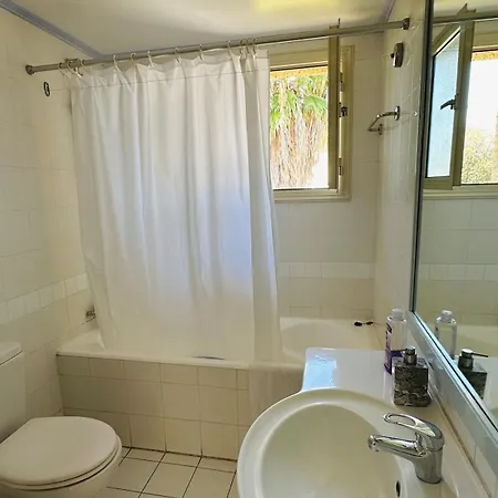 Arithea Hidden Seaside Heritage 1BR Suite *