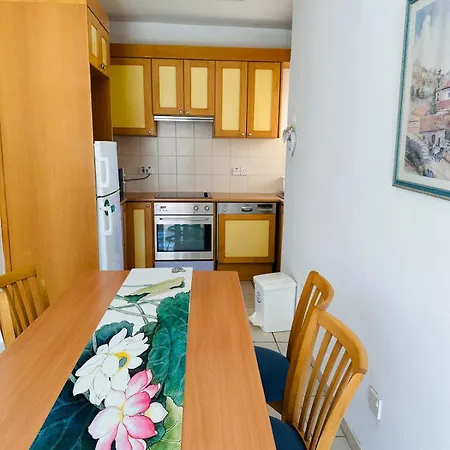 Arithea Hidden Seaside Heritage 1BR Suite * Paphos